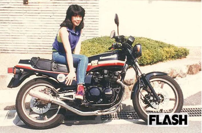 高市早苗さんバイク写真２９歳